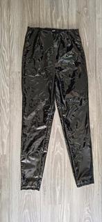 Lak legging Mt M, Kleding | Dames, Leggings, Maillots en Panty's, Ophalen of Verzenden, Zo goed als nieuw, Zwart, Legging