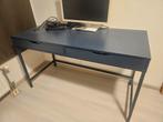 VERLAAGD - Ikea ALEX
Bureau, zwartblauw, 132x58 cm, Huis en Inrichting, Bureaus, Ophalen, Gebruikt, Bureau
