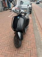 Goed rijdende Vespa sprint bouwjaar 2017, Fietsen en Brommers, Gebruikt, Vespa S, Ophalen of Verzenden, Benzine