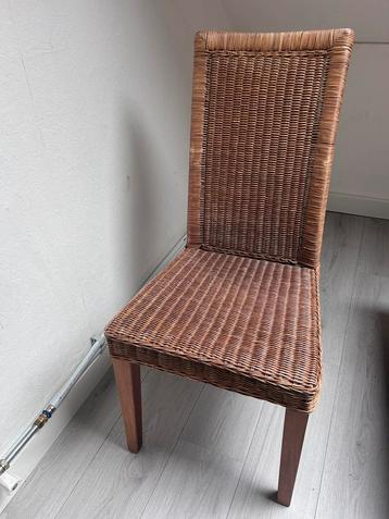 1x gratis stoel beschikbaar voor biedingen