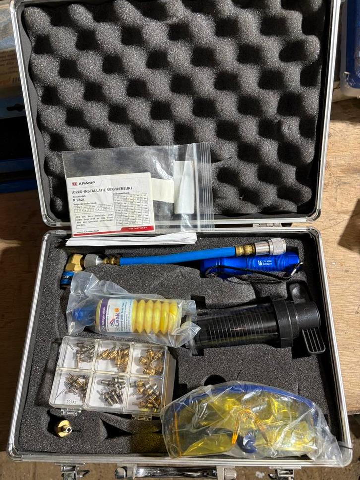 KL091032 Lekdectieset UV - airco test set / diagnose set, Auto diversen, Autogereedschap, Zo goed als nieuw, Ophalen of Verzenden