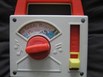 4 fisher price radio music box Engelse liedjes beschikbaar voor biedingen
