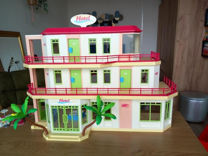 Playmobil Hotel met verdieping (Compleet), Kinderen en Baby's, Speelgoed | Playmobil, Zo goed als nieuw, Complete set, Ophalen of Verzenden