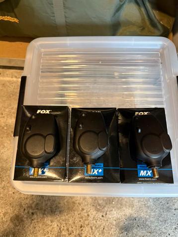 3x Fox MX+ beschikbaar voor biedingen