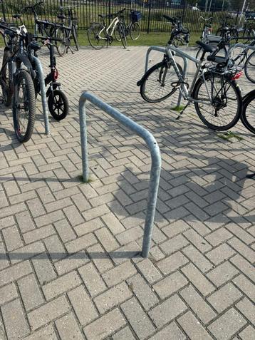 Fietsaanleunbeugel | Fietsenrek | Fietsnietje | 88 stuks  beschikbaar voor biedingen