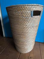 Rieten Mand met Handvatten - Mooie Opberger!, Ophalen, Mand, Rond, Zo goed als nieuw