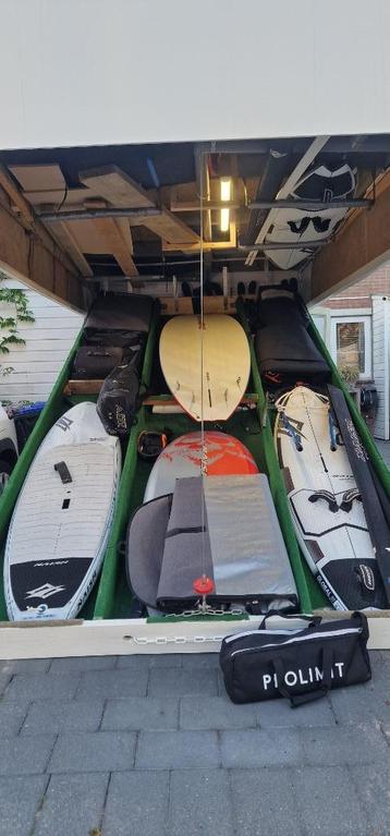 Garage verkoop Naish gear windsurfen wing sup beschikbaar voor biedingen
