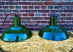 Vintage groene emaille industriële hanglampen, Huis en Inrichting, Lampen | Hanglampen, Gebruikt, Ophalen of Verzenden, Metaal