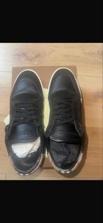 Burberry Sneakers Zwart - Zo Goed Als Nieuw, Ophalen of Verzenden, Zo goed als nieuw, Zwart, Sneakers of Gympen