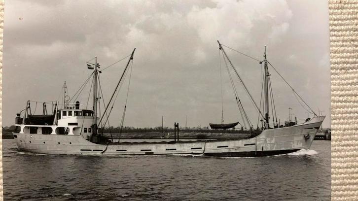 kustvaarder Condor ('51)  Scheepsbouw Terneuzen, Verzamelen, Ansichtkaarten | Nederland, Ophalen of Verzenden