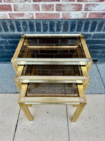 Hollywood Regency nesttafeltjes / bijzettafeltjes beschikbaar voor biedingen