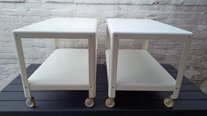 2 witte Ikea PS 2012 Tafeltjes op Wielen, Huis en Inrichting, Tafels | Bijzettafels, Gebruikt, Rechthoekig, Minder dan 45 cm, Minder dan 55 cm