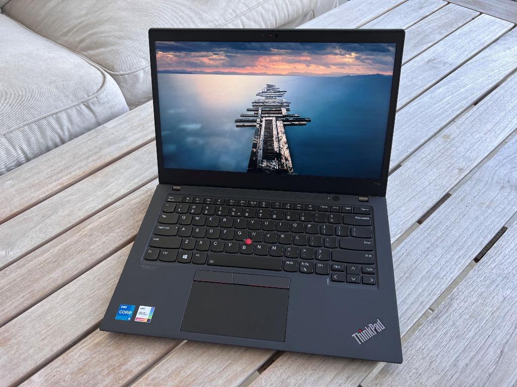 Lenovo ThinkPad T14s Gen 2 | i5 11th Gen | 8GB RAM, Lenovo Thinkpad, 256 GB, Qwerty, 8 GB