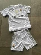 Trainingtenue Adidas maat 152 Ronaldo, Sport en Fitness, Maat XS of kleiner, Ophalen of Verzenden, Zo goed als nieuw, Shirt