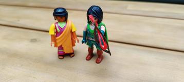 Playmobil Vrouw en boogschutter beschikbaar voor biedingen