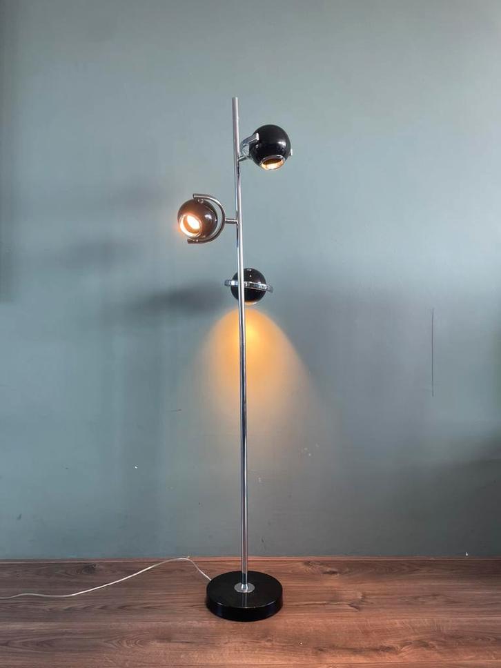 Gave vintage vloerlamp space age met 3 bollen mid century, Huis en Inrichting, Lampen | Vloerlampen, Ophalen
