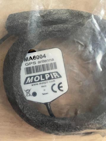 Molpir GPS Antenna MA6004 5V 20mA 0.5m Cable beschikbaar voor biedingen