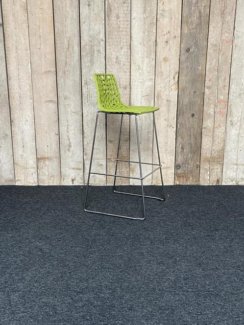 Design barkruk chroom groen, Huis en Inrichting, Barkrukken, Gebruikt, 60 tot 90 cm, Kunststof, Metaal, 5 krukken of meer, Met voetsteun