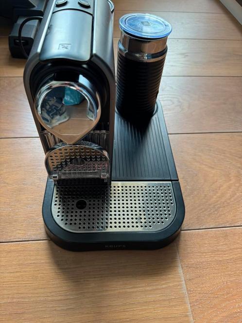 Krups Nespresso CitiZ & Milk XN730T – met melkopschuimer, Witgoed en Apparatuur, Koffiezetapparaten, Gebruikt, Koffiemachine, Ophalen