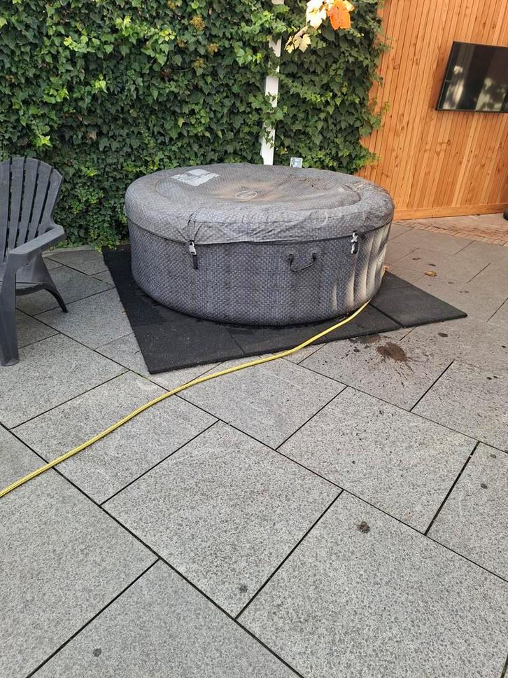 Lay-Z-Spa Havana Opblaasbare Jacuzzi, Tuin en Terras, Bubbelbaden en Hottubs, Zo goed als nieuw, Opblaasbaar, Afdekzeil, Filter