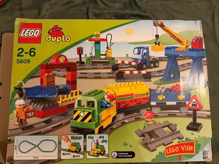 5609 Luxe treinset + 5 extra sets, Kinderen en Baby's, Speelgoed | Duplo en Lego, Zo goed als nieuw, Duplo, Ophalen of Verzenden