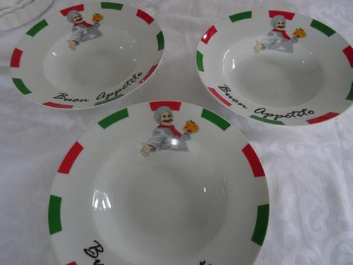 Pasta borden italiaans aardewerk diepe borden Buon Appetito, Huis en Inrichting, Keuken | Servies, Zo goed als nieuw, Bord(en)