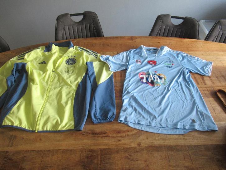 Ajax Shirt + Trainingsjack met handtekening Ronald de boer., Verzamelen, Sportartikelen en Voetbal, Zo goed als nieuw, Shirt, Ajax