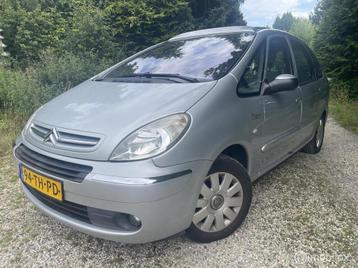 Citroen Xsara Picasso 2.0i-16V ExclusiveAutomaat, koude airc beschikbaar voor biedingen