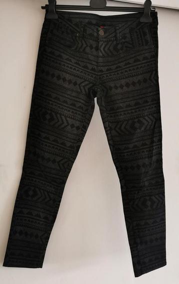 H&M broek met print mt. 40  beschikbaar voor biedingen