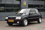 Peugeot 205 1.9 GTI (bj 1991), Auto's, Oldtimers, Voorwielaandrijving, Metallic lak, Zwart, Leder en Stof
