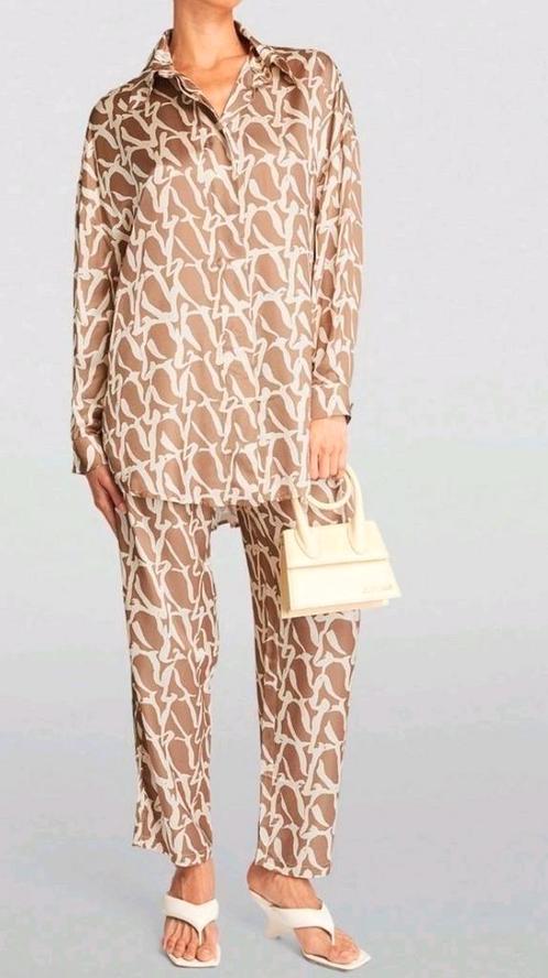 Aeron Silk set blouse Julia en broek Arora S/M zgan, Kleding | Dames, Jasjes, Kostuums en Pakken, Zo goed als nieuw, Ophalen of Verzenden