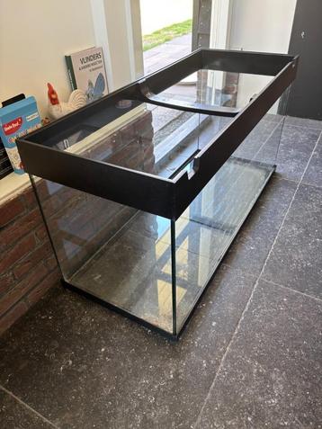 Terrarium-Aquarium 100x50x40 beschikbaar voor biedingen
