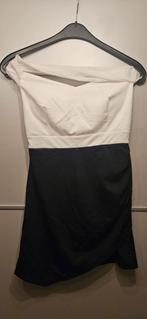 Elegante Zwart-Witte Jurk, Maat 38/40 (M), Zwart, Ophalen of Verzenden, Boven de knie