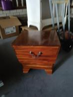 bijzet tafels, Huis en Inrichting, Minder dan 55 cm, Gebruikt, Vierkant, Hout