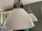 Oost-Duitse Fabriekslampen, twee stuks, Huis en Inrichting, Lampen | Hanglampen, Ophalen, Gebruikt, Metaal, 50 tot 75 cm