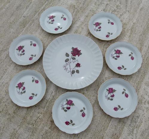 Mooie Rode Roos Rozen Gebak / Serveer Set Kado Tip, Huis en Inrichting, Keuken | Servies, Nieuw, Schaal of Schalen, Overige stijlen