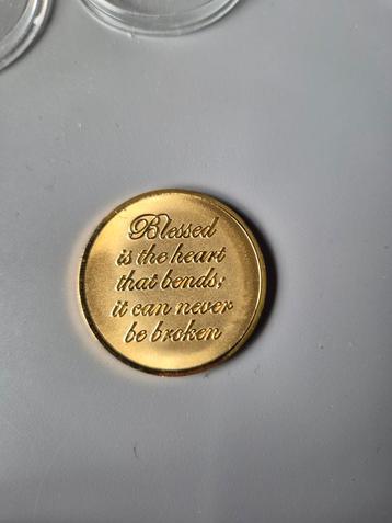 Mi Moneda - Blessed en Believe Coin in case beschikbaar voor biedingen