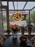 Gekrulde ledlamp. 3 verschillende lichtsterktes, Huis en Inrichting, Lampen | Hanglampen, Ophalen, Zo goed als nieuw, Minder dan 50 cm