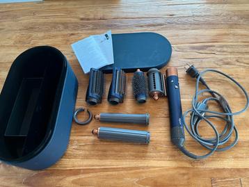 Dyson airwrap long complete beschikbaar voor biedingen