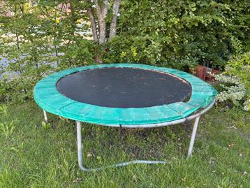 Gratis af te halen - trampoline 2,40 m  beschikbaar voor biedingen