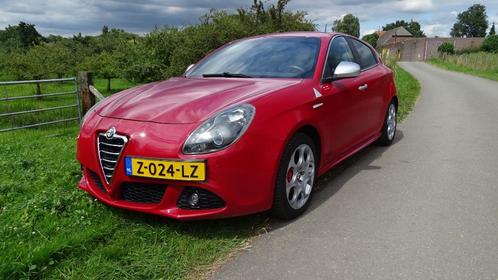Alfa Romeo 1750 Tbi Q.V. 2013 zeer mooi 235PK!! inruil mog., Auto's, Alfa Romeo, Bedrijf, Giulietta, ABS, Airbags, Alarm, Bluetooth