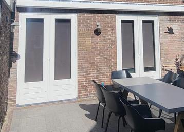 Kozijn 2 x  beschikbaar voor biedingen