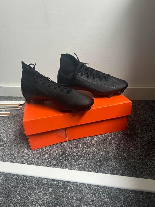 Nike mercurial, Sport en Fitness, Voetbal, Nieuw, Schoenen, Ophalen of Verzenden