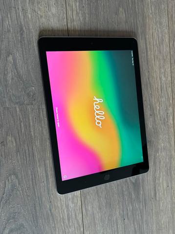 2x iPad 6 (2018) – model A1893 – gebruikt – niet getest beschikbaar voor biedingen