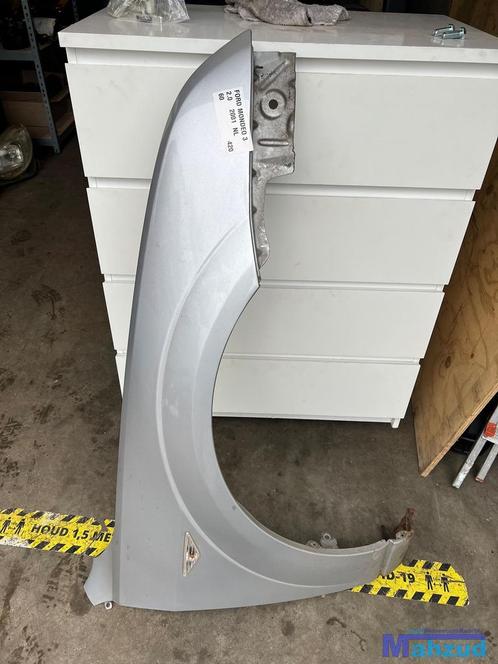 FORD MONDEO 3 zilver 60 6O rechts voorscherm zijscherm 2000-, Auto-onderdelen, Carrosserie en Plaatwerk, Spatbord, Ford, Gebruikt