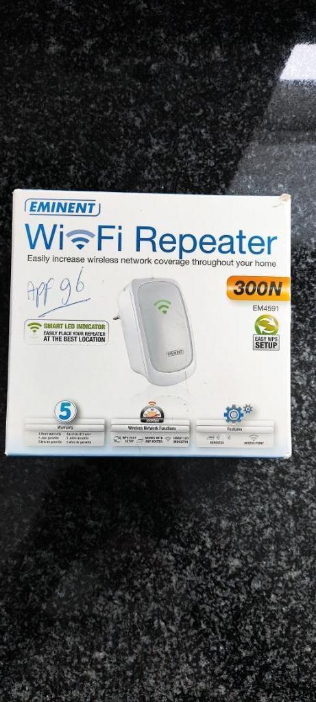 Eminent EM4591 wifi repeater, Computers en Software, WiFi-versterkers, Zo goed als nieuw, Ophalen of Verzenden