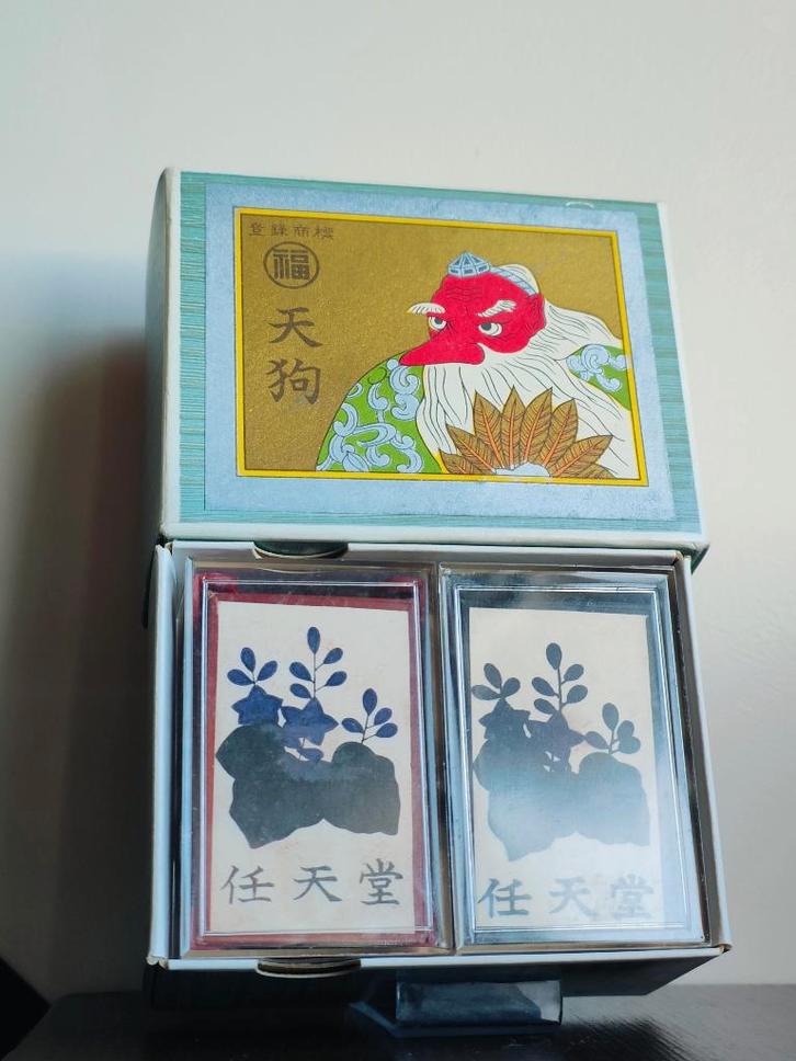 Nintendo Hanafuda Daitengu kaartset, Hobby en Vrije tijd, Verzamelkaartspellen | Pokémon, Zo goed als nieuw, Speeldeck, Ophalen of Verzenden