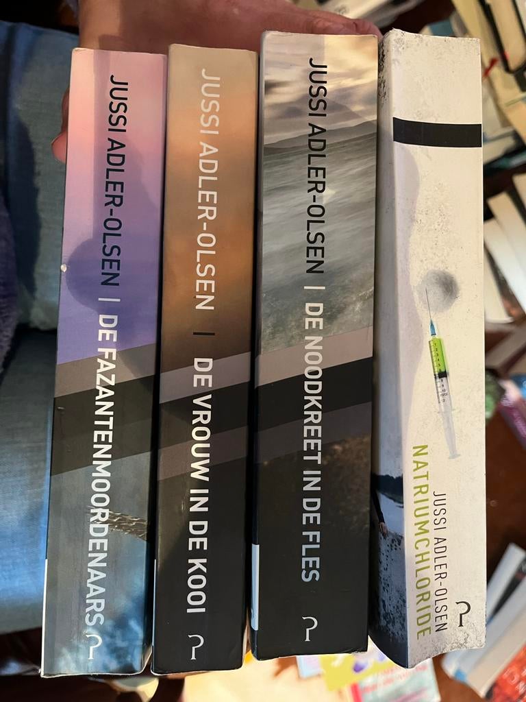 Jussi Adler Olsen - Serie Q - 4 Boeken, Boeken, Thrillers, Ophalen of Verzenden, Gelezen, Nederland