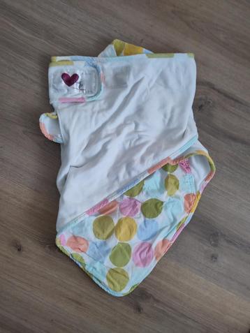 Snug and Tug inbakerdoek beschikbaar voor biedingen