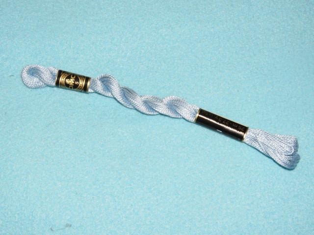 DMC coton perlé 5 kleur 827 lichtblauw 25 meter NIEUW, Hobby en Vrije tijd, Borduren en Borduurmachines, Nieuw, Borduurgaren of Zijde